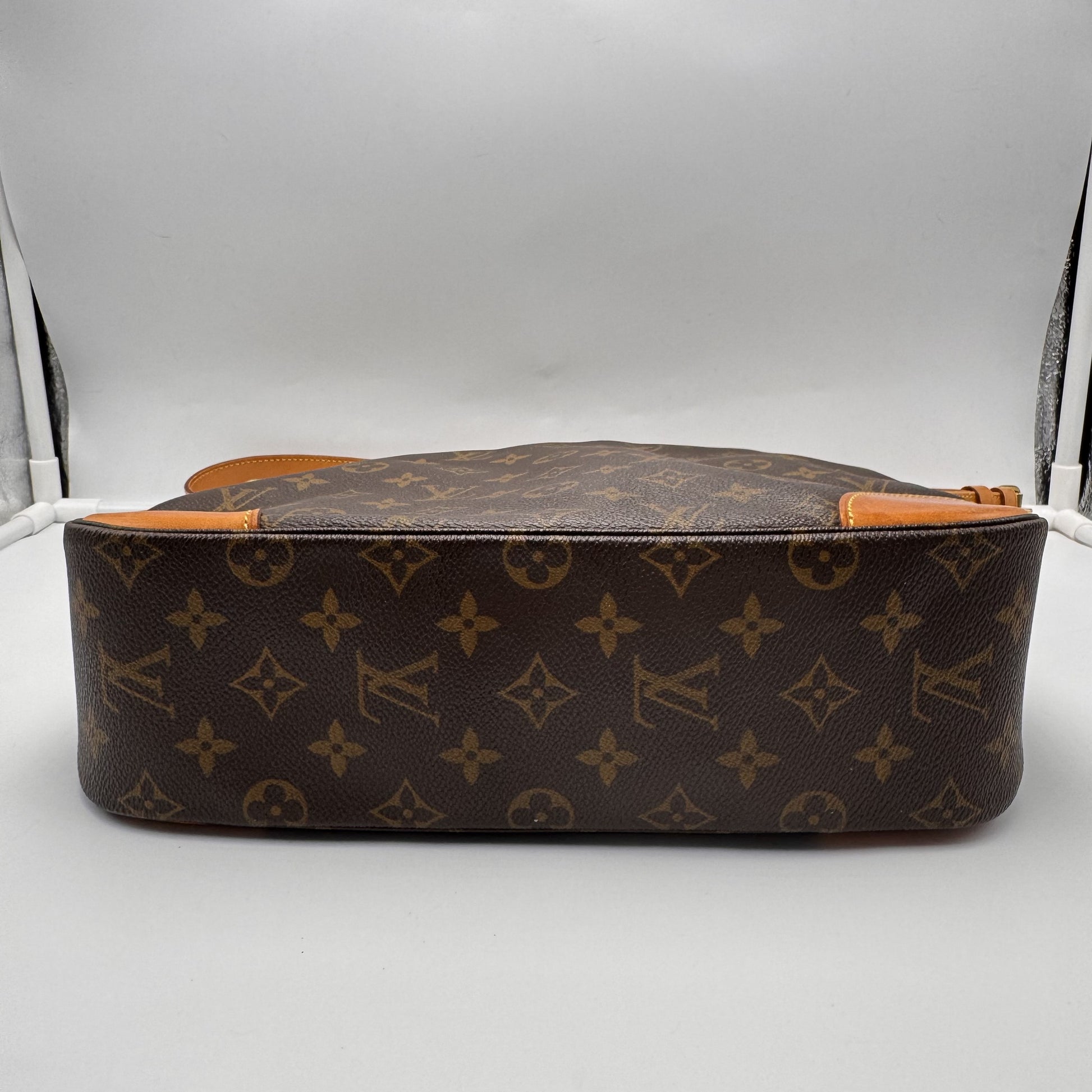 LOUIS VUITTON LOUIS VUITTON Boulogne 30 M51265 Monogram Shoulder Bag