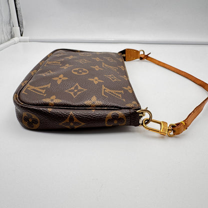 LOUIS VUITTON LOUIS VUITTON Pochette Accessoir Handbag