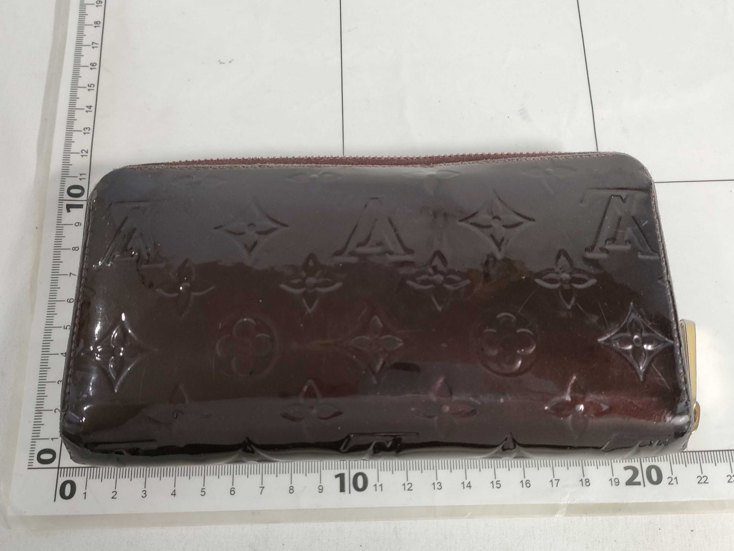 LOUIS VUITTON Verni LOUIS VUITTON Verni Zippy Long Wallet Wallet