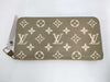 LOUIS VUITTON Louis Vuitton LOUIS VUITTON Zippy Wallet Wallet