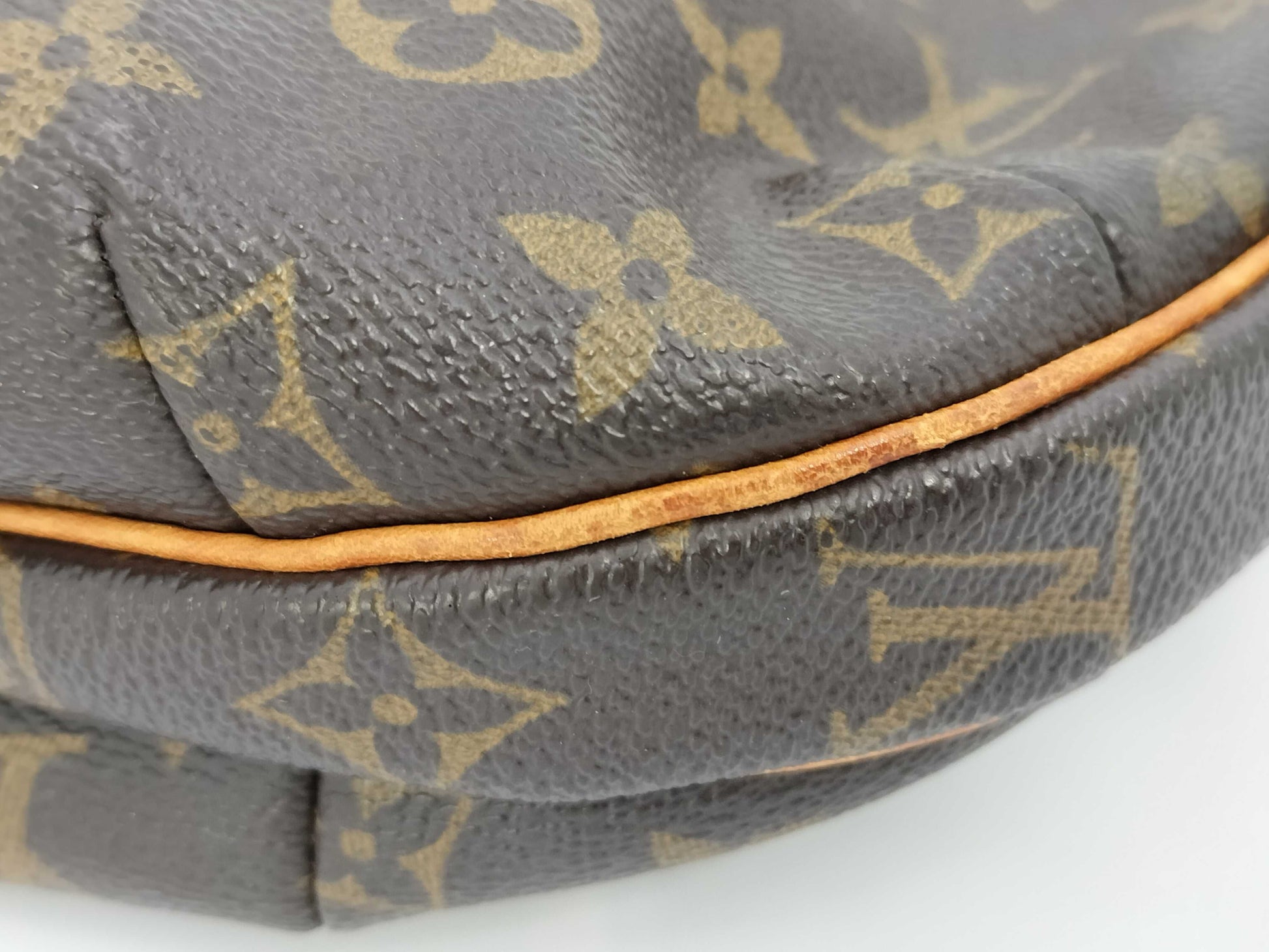 LOUIS VUITTON Croissant MMM51512 Bag