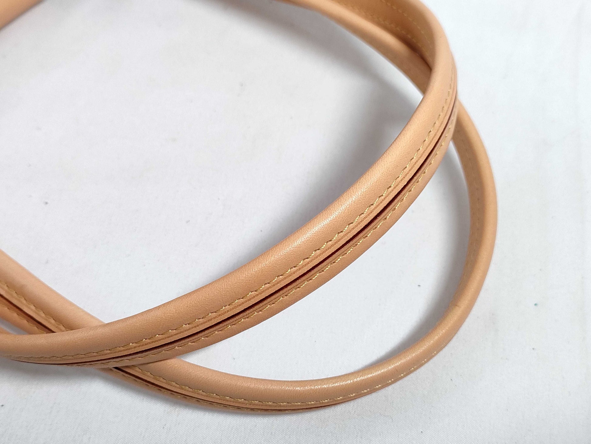 LOUIS VUITTON Monogram LOUIS VUITTON Boetie Handbag