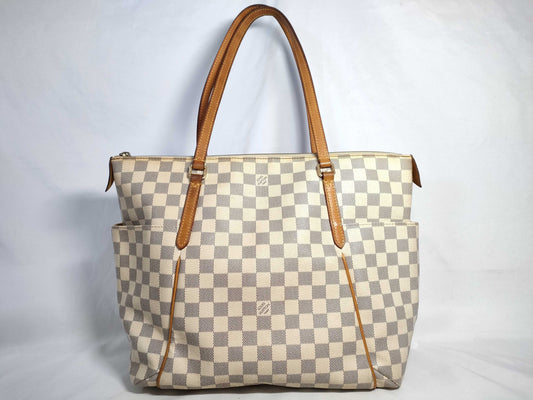 LOUIS VUITTON Damier Azure LOUIS VUITTON Totally Tote Bag