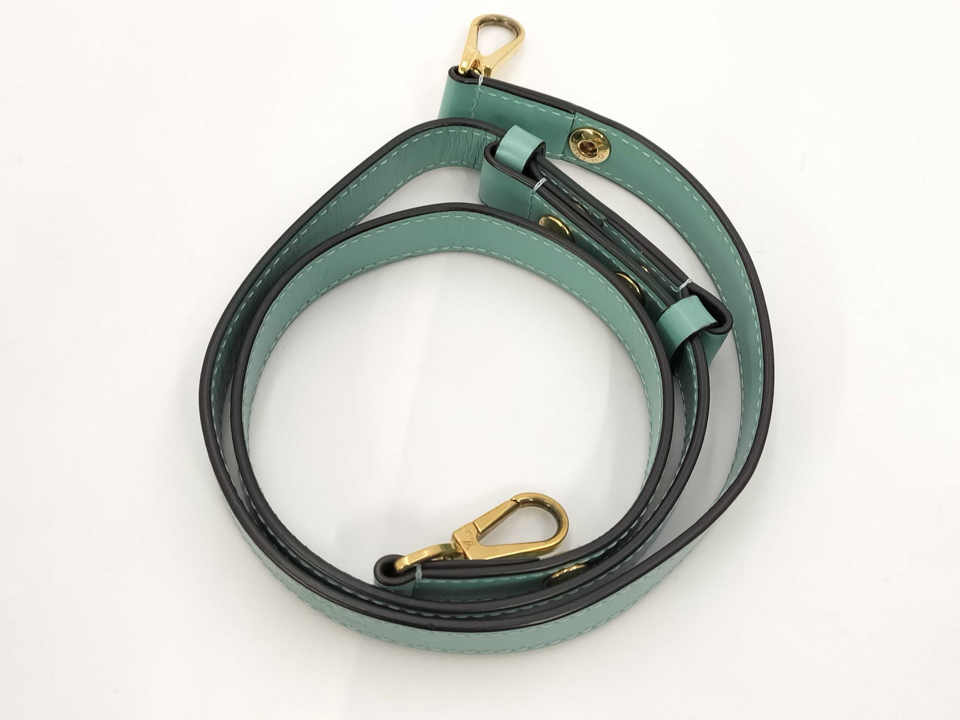 LOUIS VUITTON Louis Vuitton Dauphine Shoulder Bag