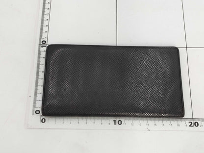 LOUIS VUITTON Louis Vuitton Taiga Wallet Black Wallet