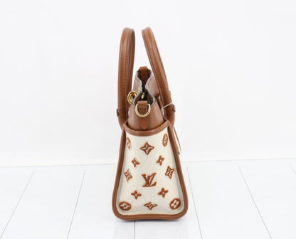 LOUIS VUITTON M59905 On My Side Handbag with Strap & Bag