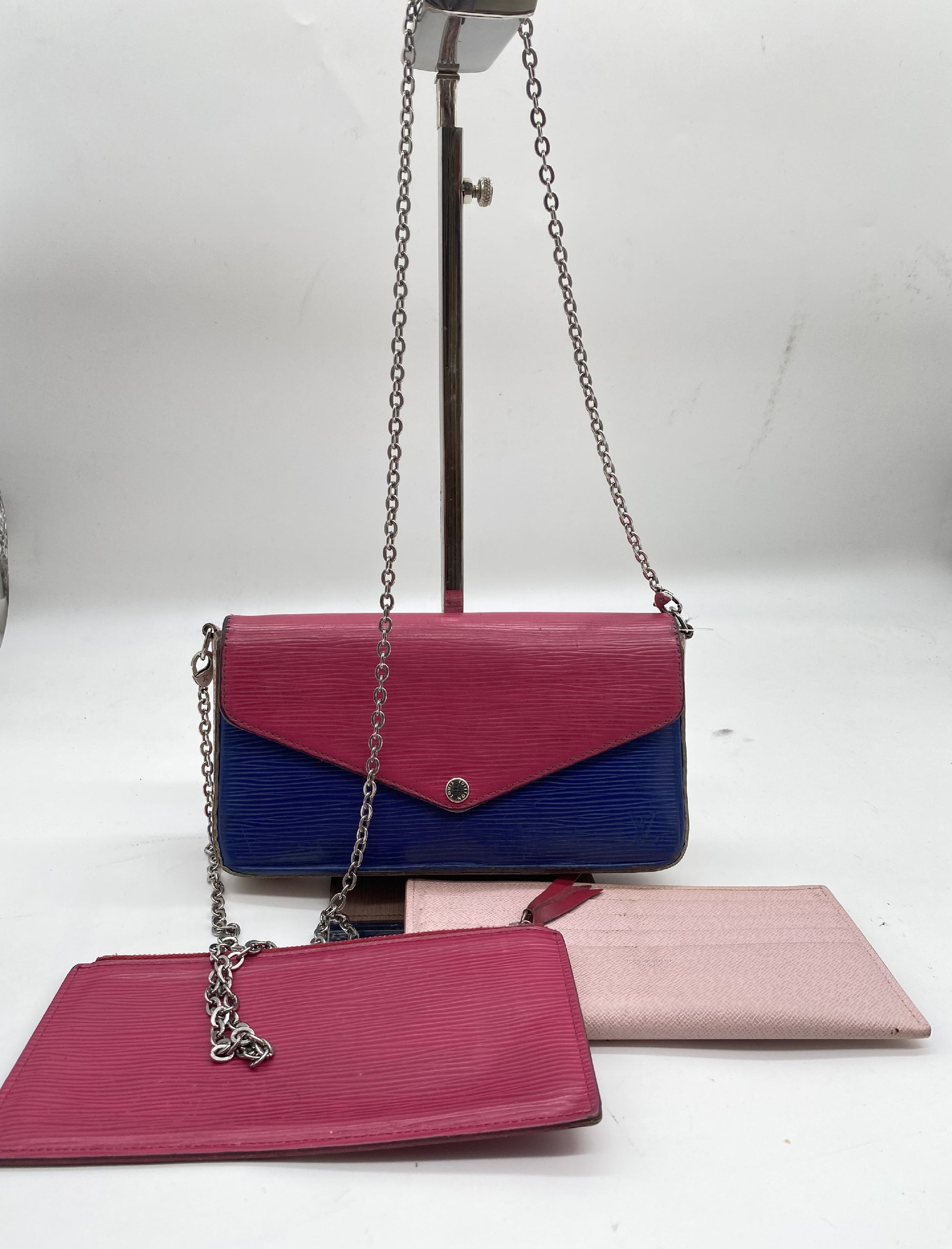 LOUIS VUITTON M61754 Epi Pochette Ferrychen with Pouch Shoulder Bag