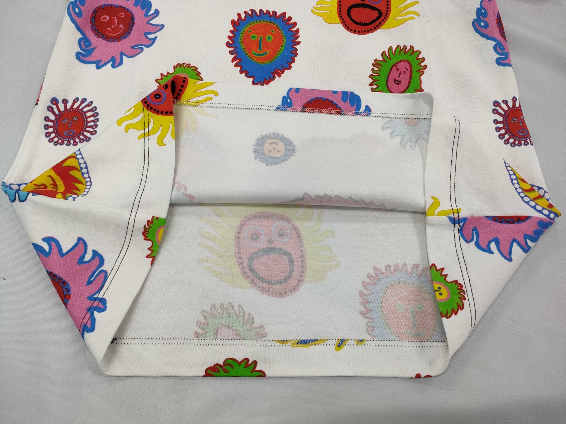 LOUIS VUITTON LOUIS VUITTON Yayoi Kusama Collaboration Limited Edition Short Sleeve Chain T-Shirt, Size S