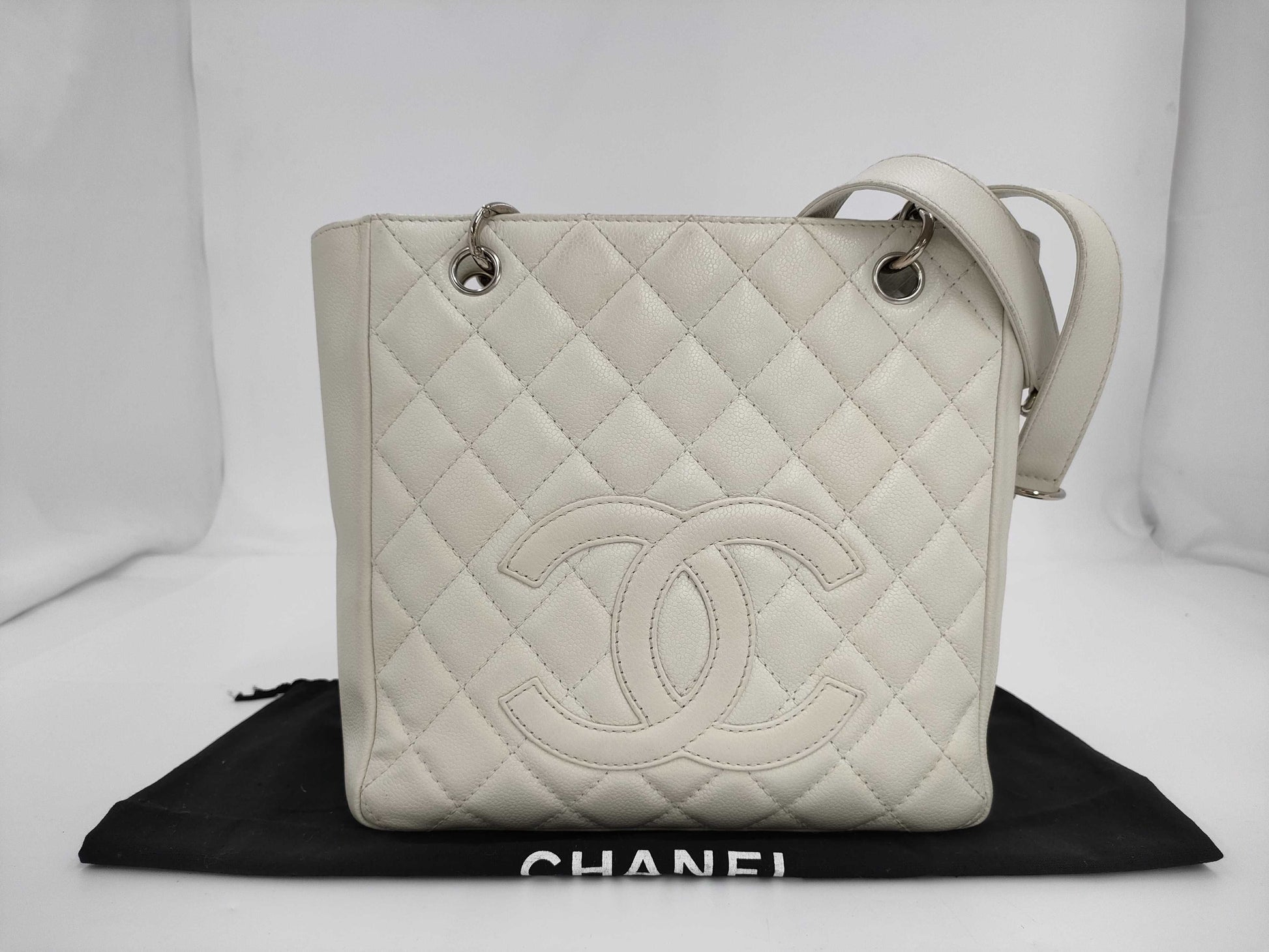 CHANEL Matelasse Caviar Chain Tote Bag White Tote Bag