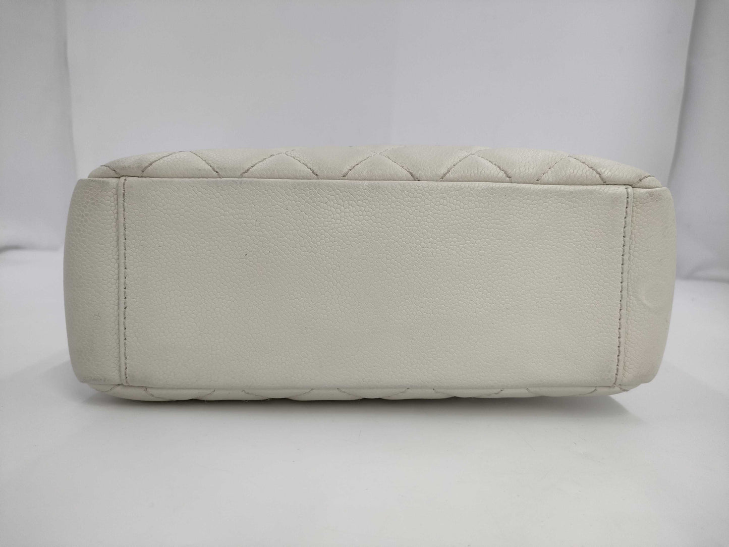 CHANEL Matelasse Caviar Chain Tote Bag White Tote Bag