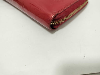 LOUIS VUITTON Vernis Zippy Wallet Wallet
