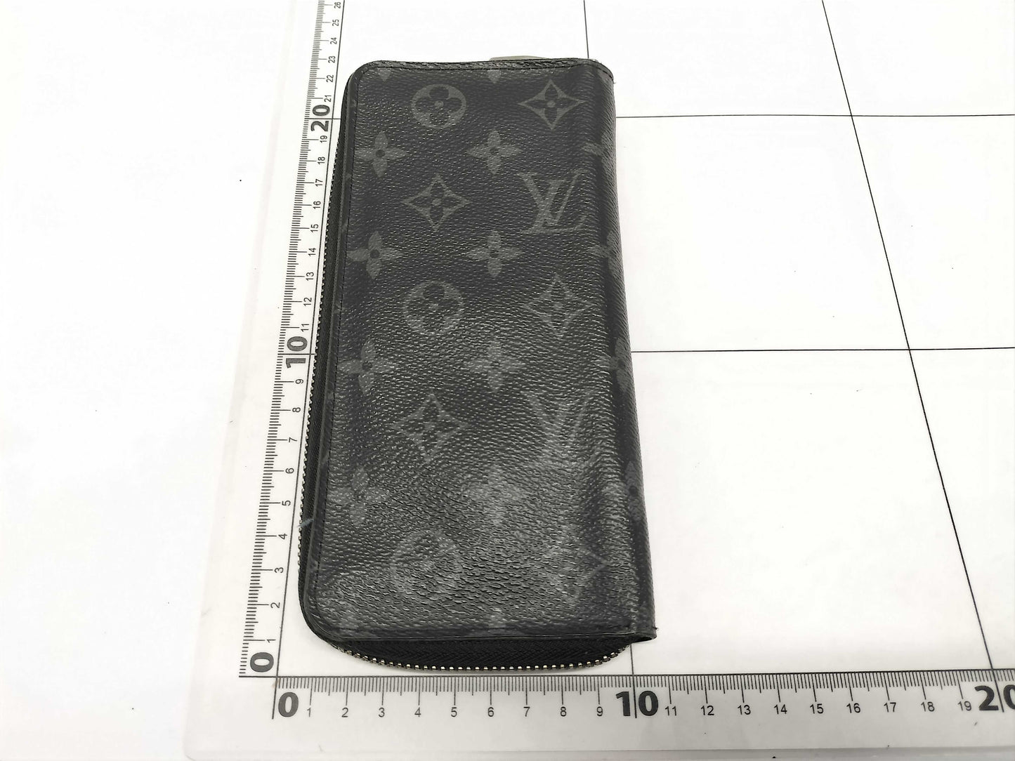 LOUIS VUITTON Eclipse Zippy Vertical Wallet