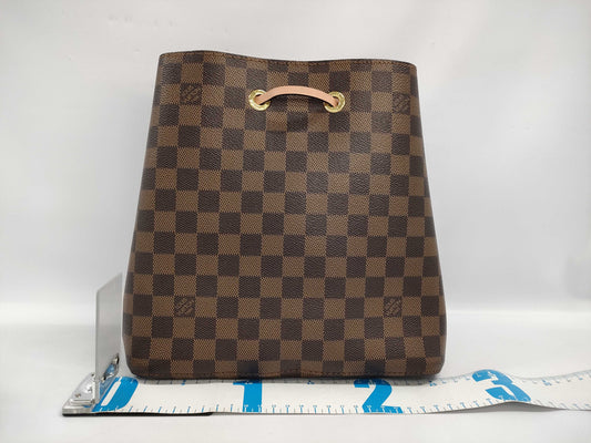 LOUIS VUITTON Damier NeoNoe Handbag