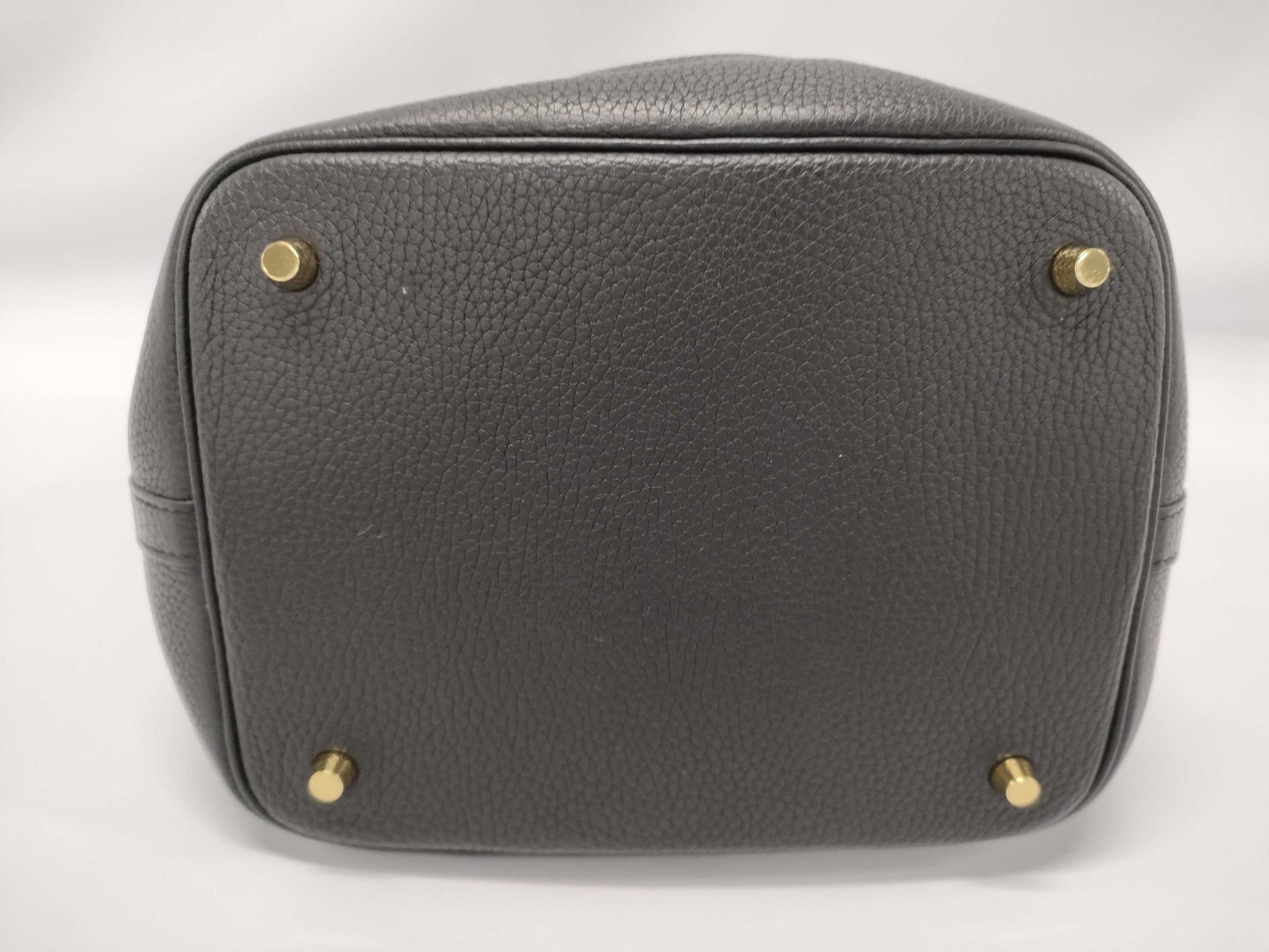 HERMES Picotin Lock 22 Black Y Stamp Handbag