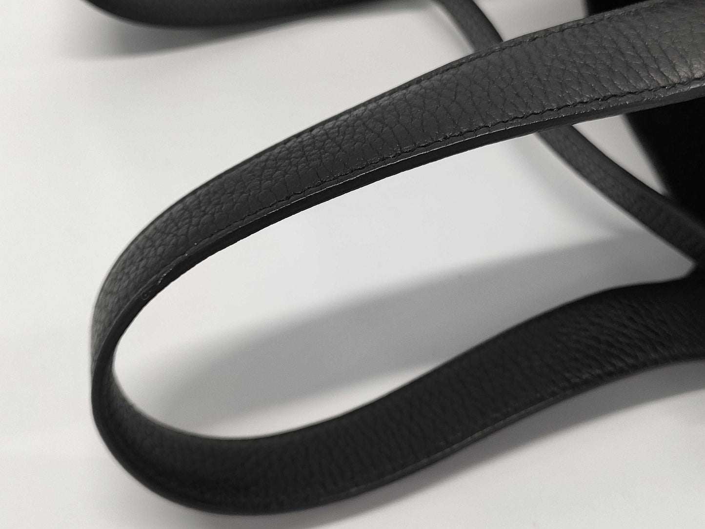 HERMES Picotin Lock 22 Black Y Stamp Handbag