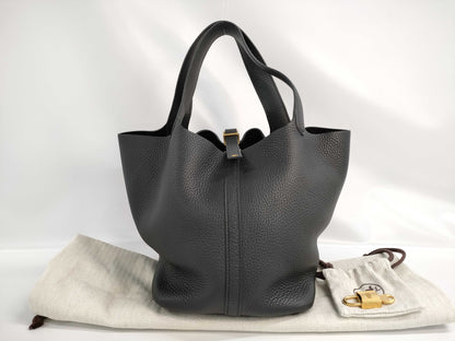 HERMES Picotin Lock 22 Black U-stamped Handbag