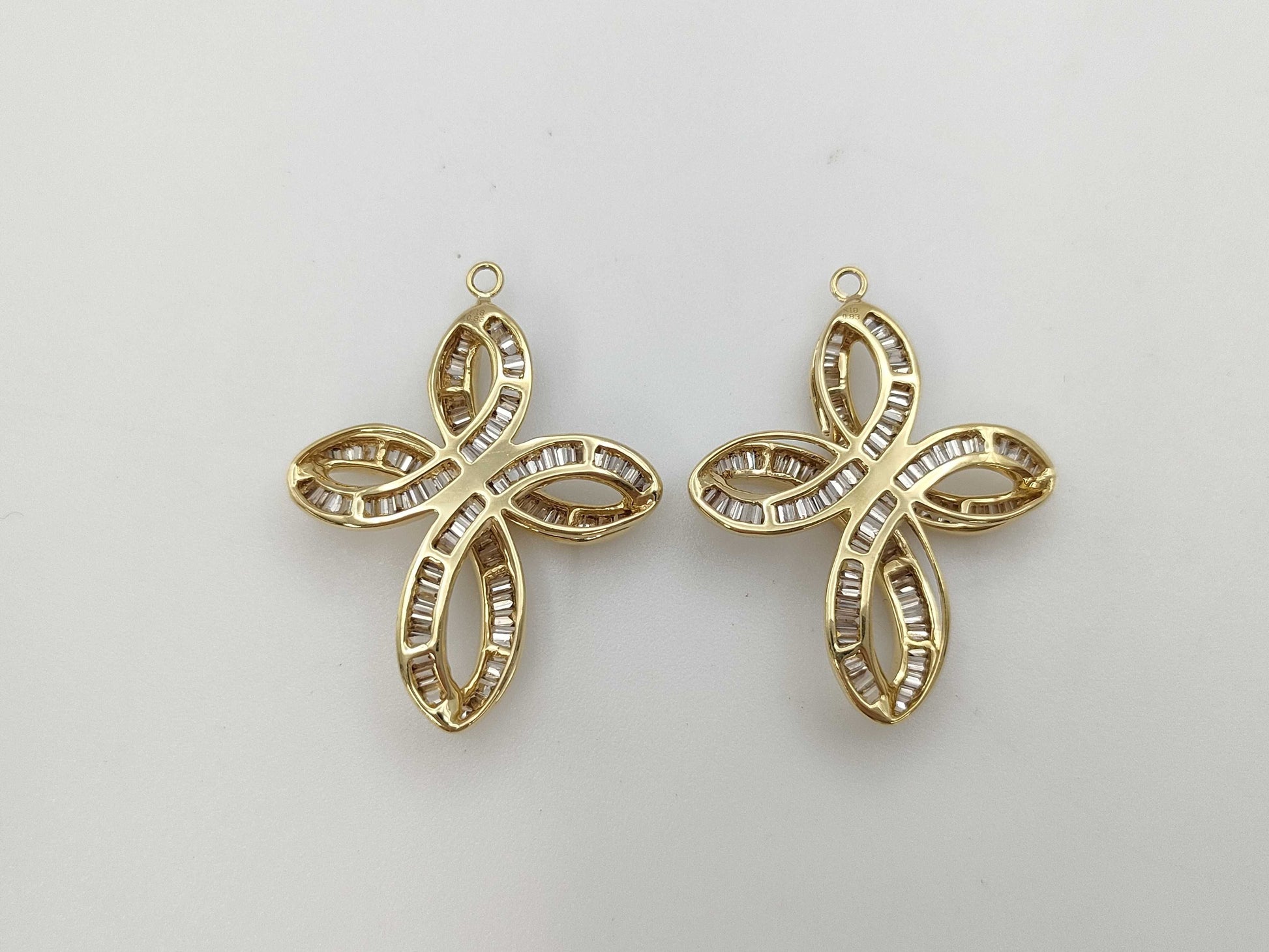 D0.83/0.83ct K18 5.3g Charm 