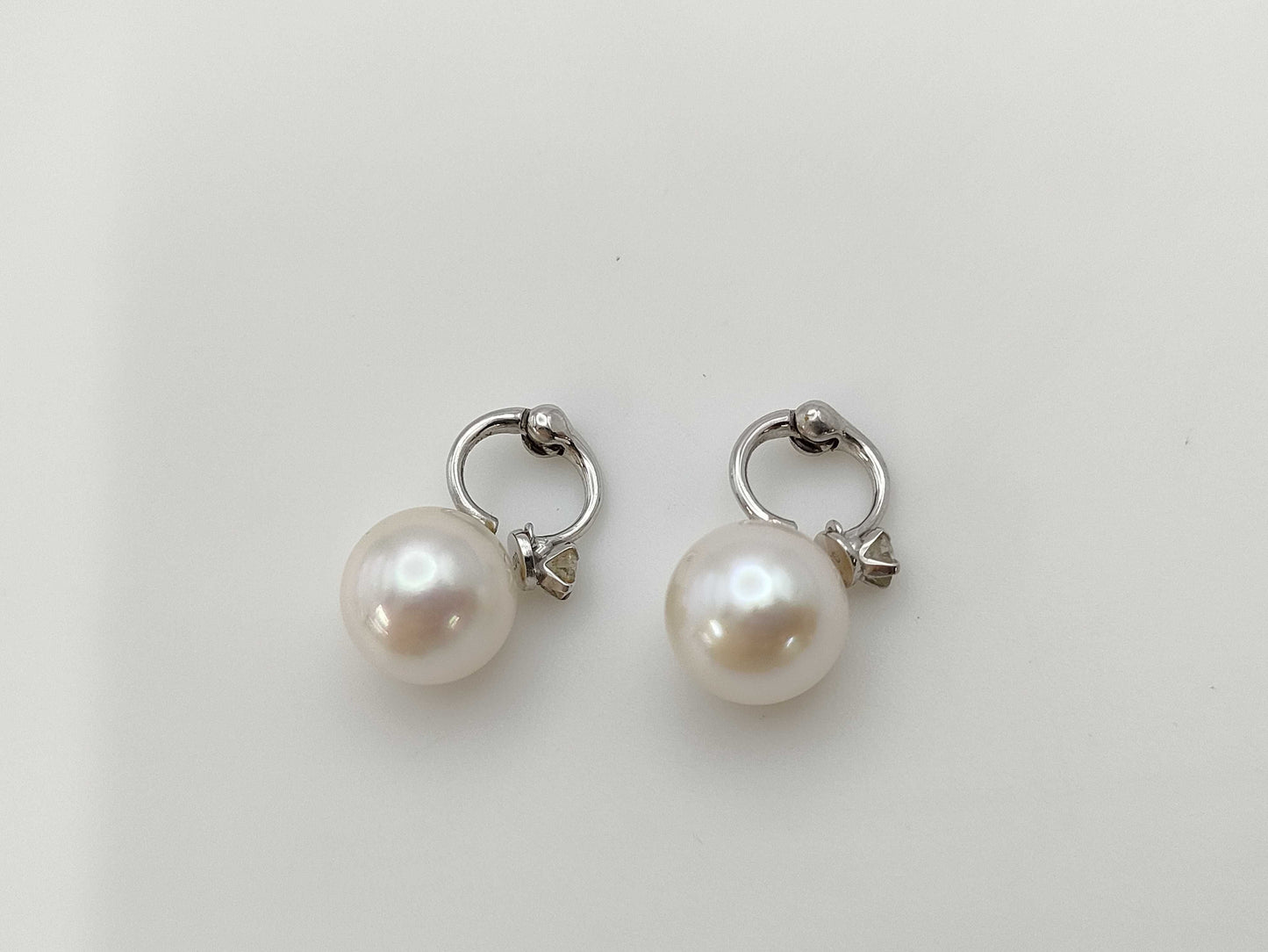 Pearl diameter: Approx. 8.5mm*2, D0.07/0.07ct, 18K White Gold, 2.8g, Earrings 