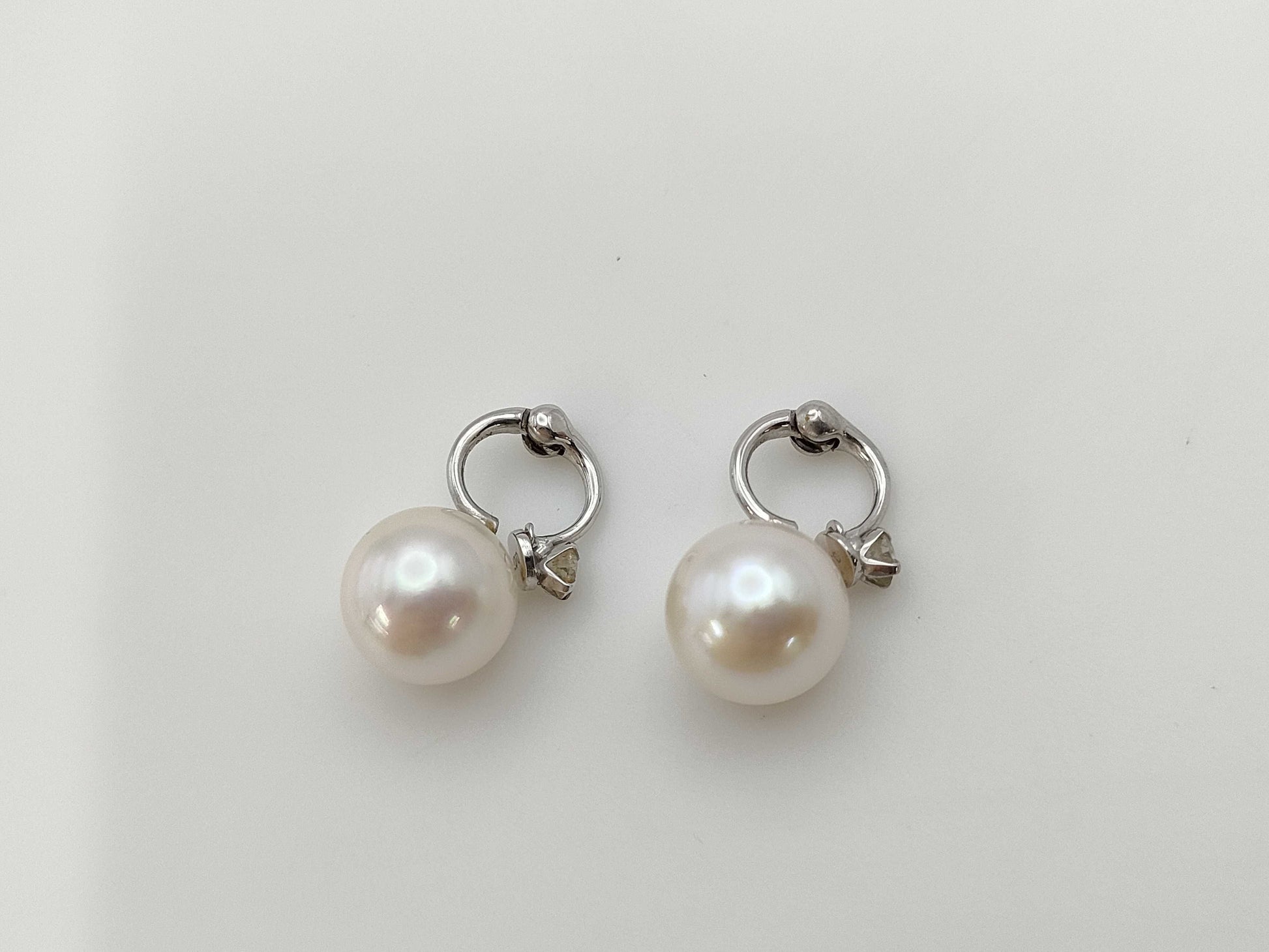 Pearl diameter: Approx. 8.5mm*2, D0.07/0.07ct, 18K White Gold, 2.8g, Earrings 