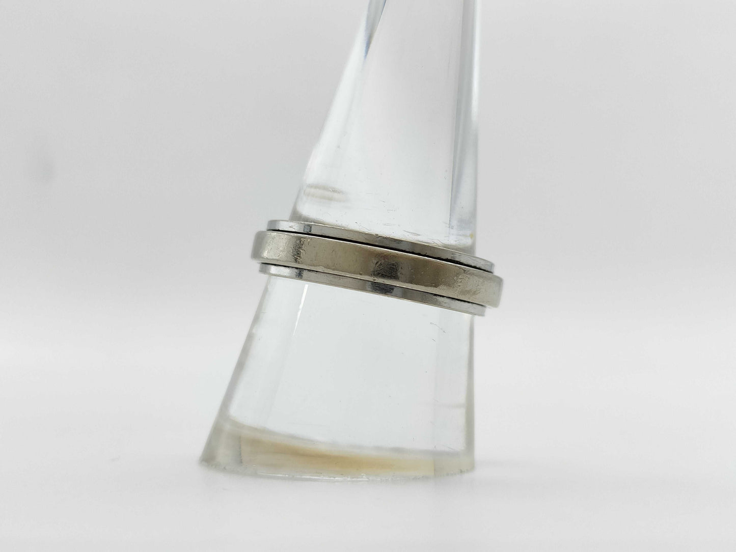 PIAGET Possession #57 1PD WG 750 6.6g Ring 