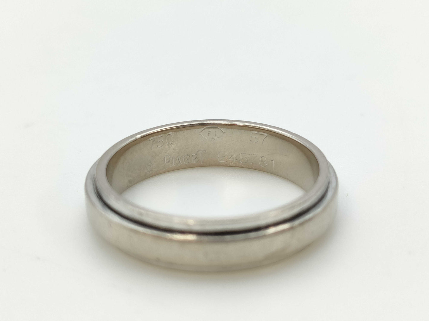 PIAGET Possession #57 1PD WG 750 6.6g Ring 