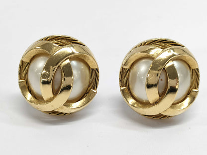 HERMES Chanel Coco Mark 23 Faux Pearl Gold Earrings