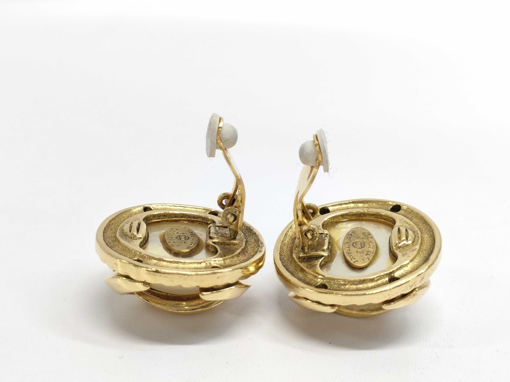 HERMES Chanel Coco Mark 23 Faux Pearl Gold Earrings