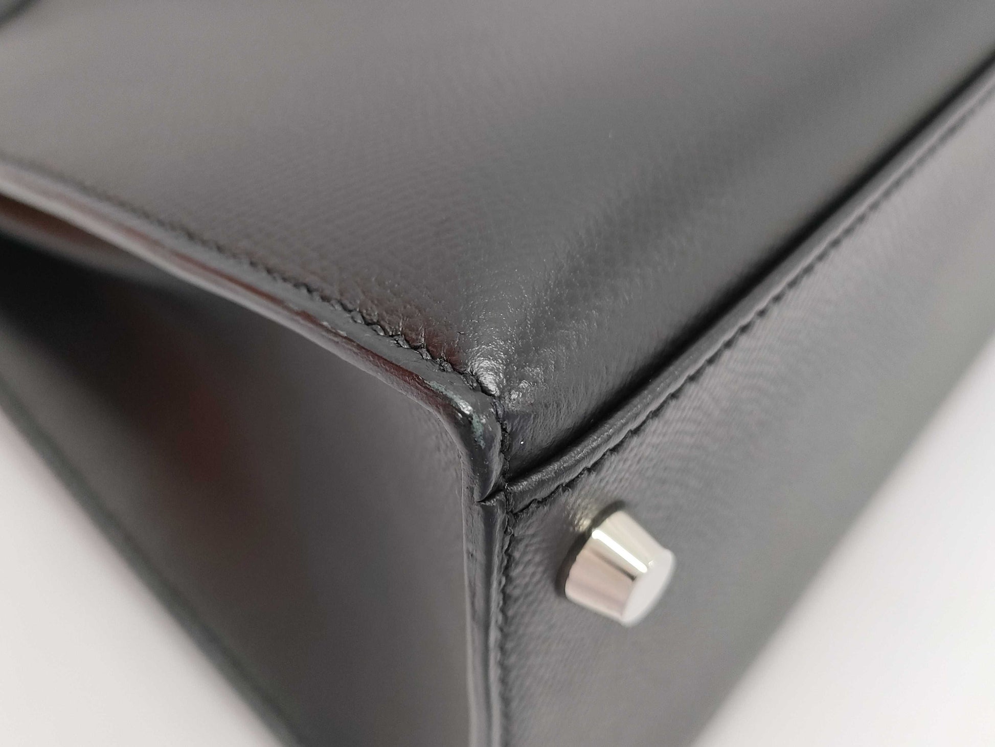 HERMES Kelly 28 Epsom Leather Black Stainless Steel Shoulder Bag with D Stamp