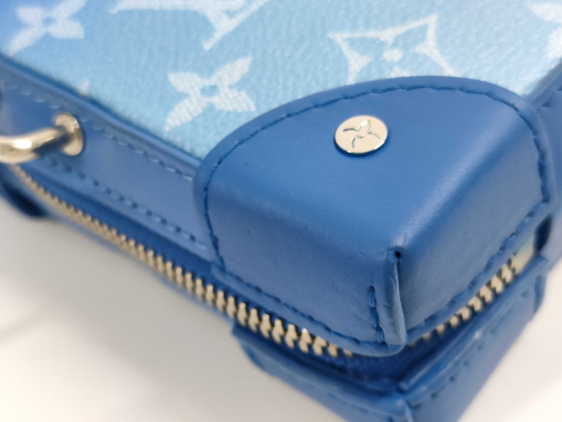 LOUIS VUITTON Soft Trunk Shoulder Bag Pouch