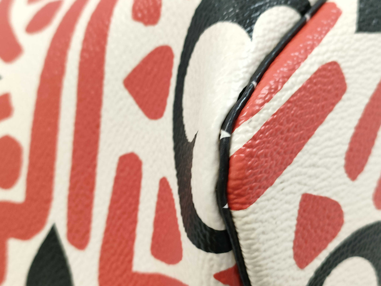 LOUIS VUITTON Neverfull MM Shoulder Tote Bag