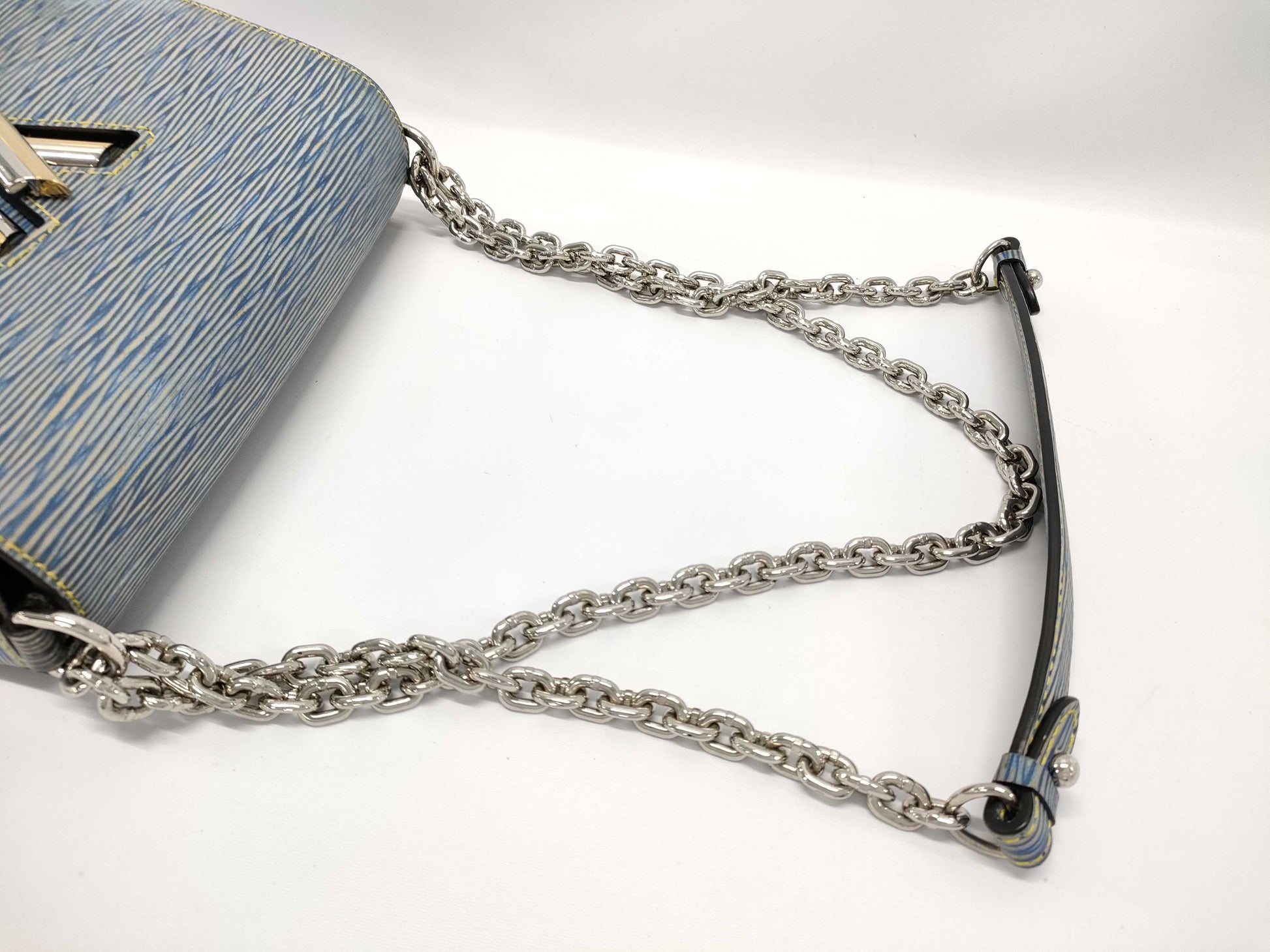 LOUIS VUITTON Twist Shoulder Bag