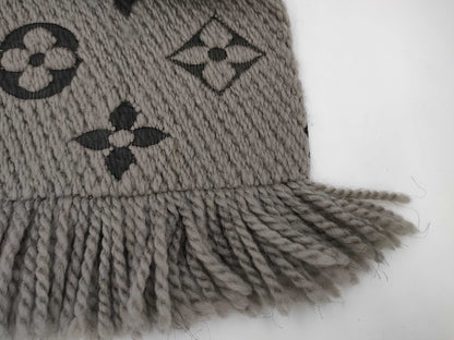 LOUIS VUITTON scarf