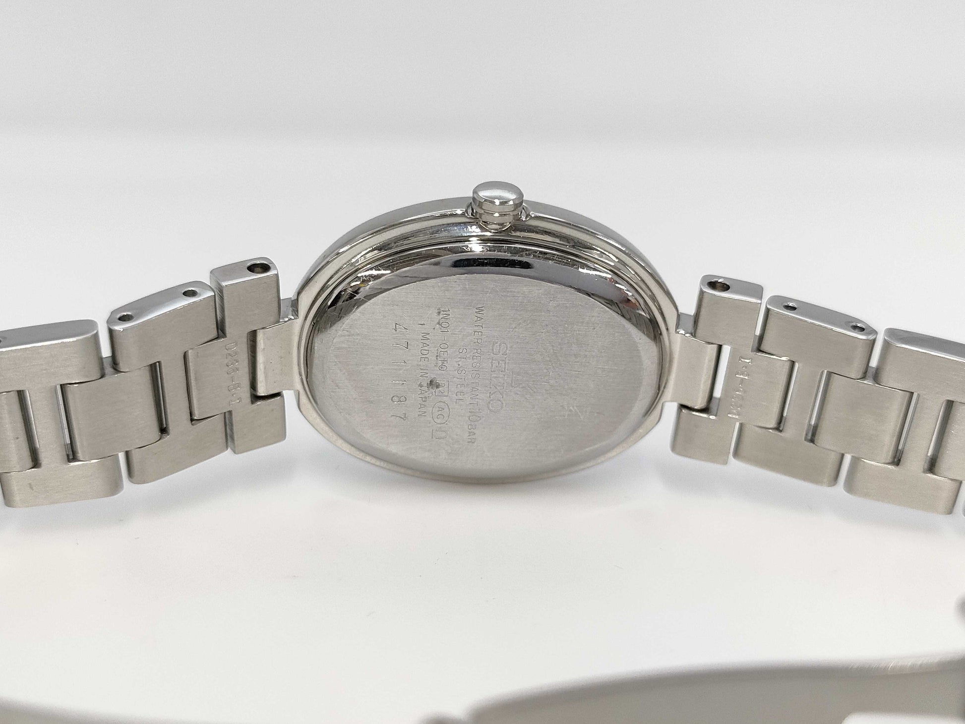 SEIKO Lucia 1N01-0ET0 471187 Women's Watch