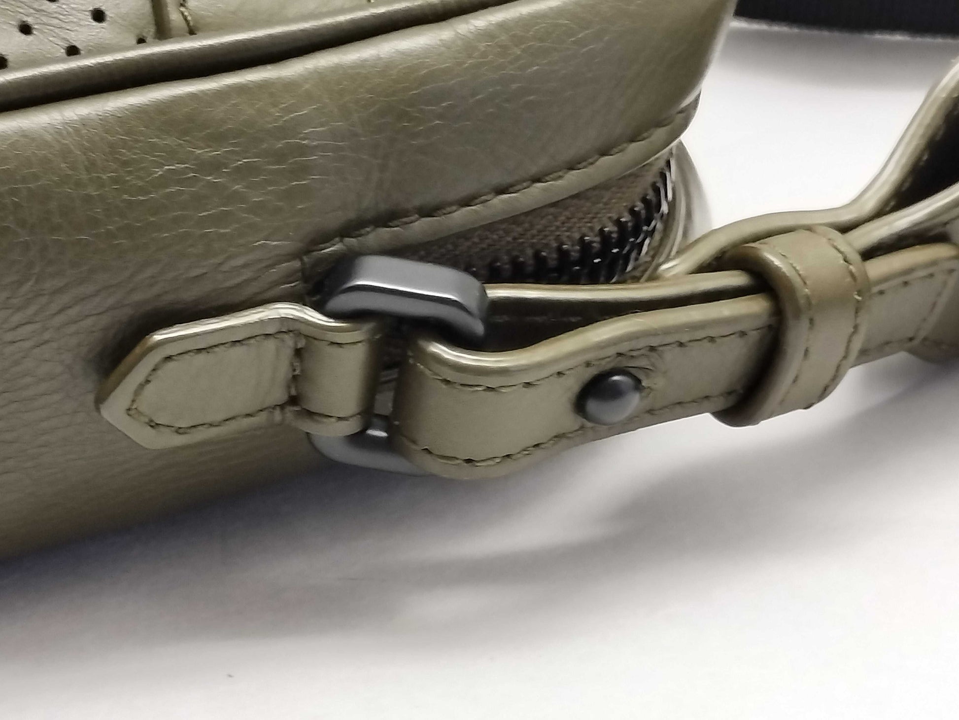 BOTTEGA VENETA Leggero Shoulder Pouch 566214 Leather Khaki Shoulder Bag with Dust Bag