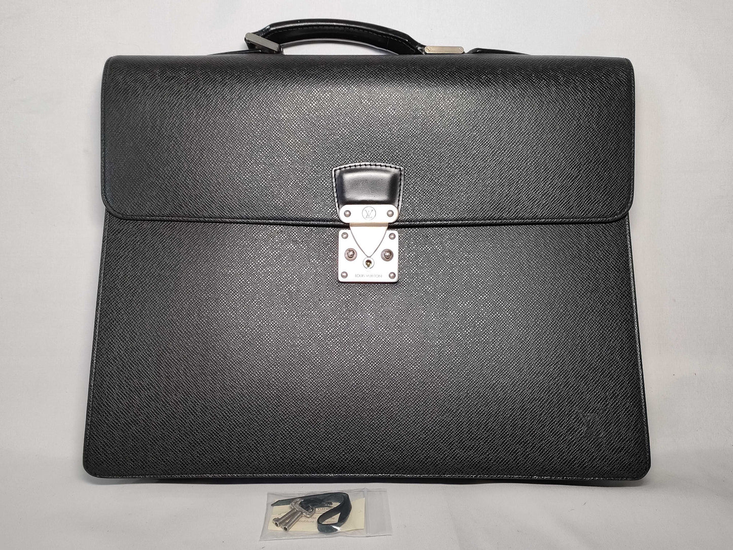 LOUIS VUITTON Taiga LV Taiga Moscova Business Bag M30032 Business Bag