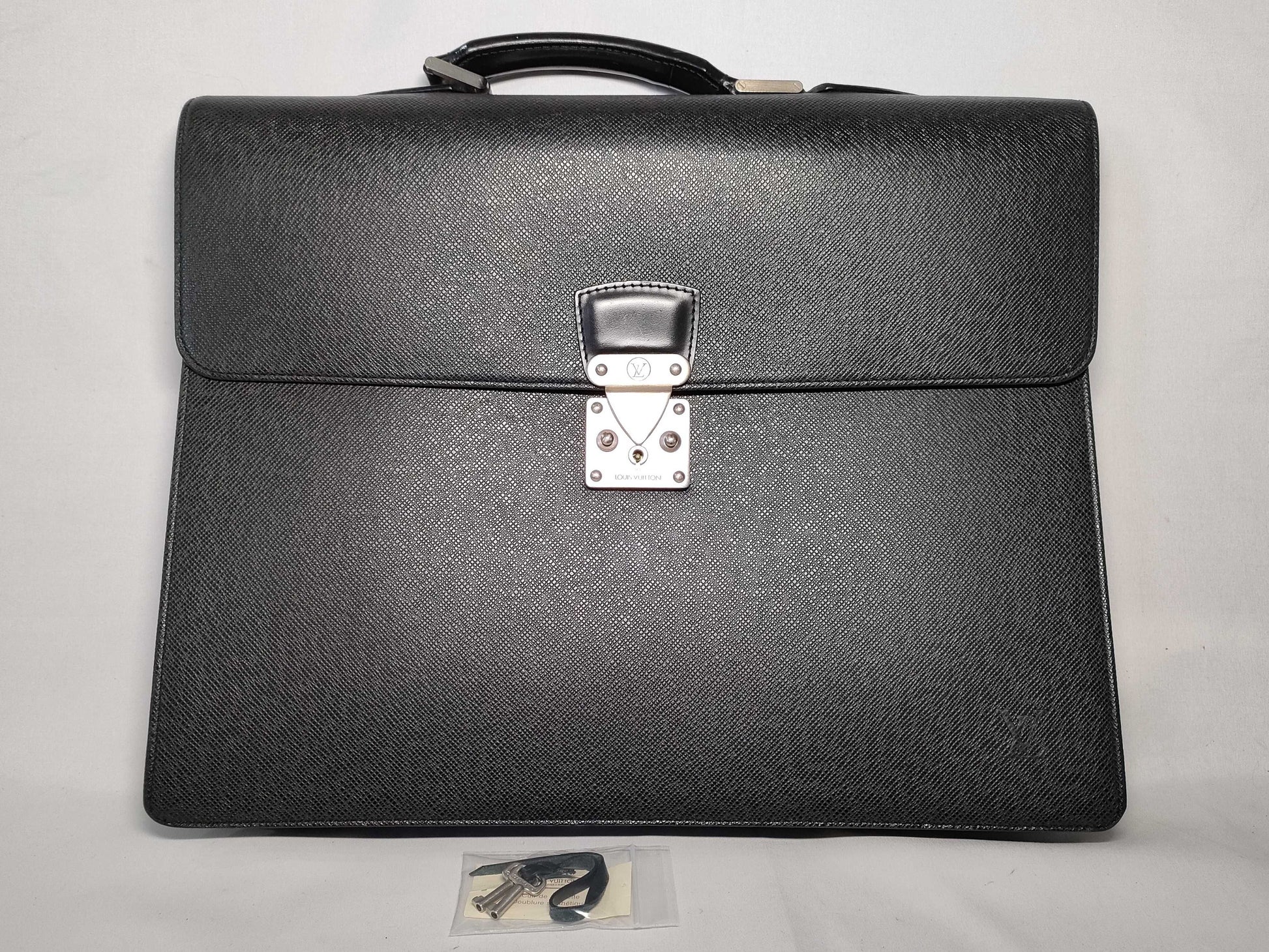 LOUIS VUITTON Taiga LV Taiga Moscova Business Bag M30032 Business Bag