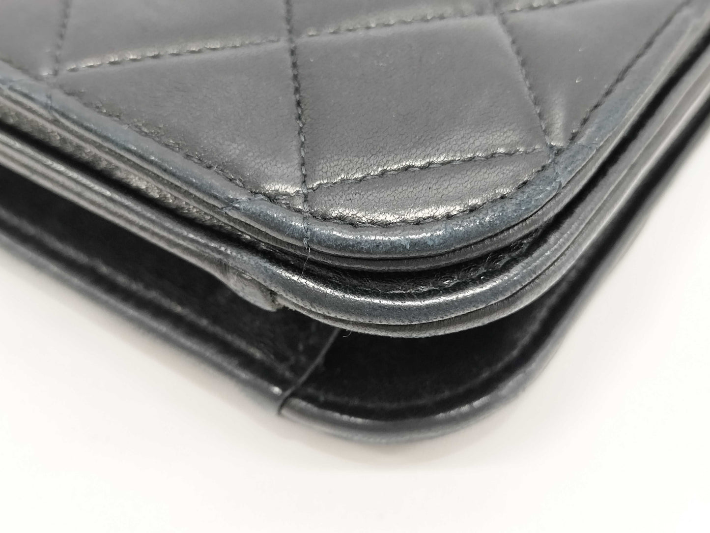 CHANEL Matelasse Black Chain Shoulder Bag