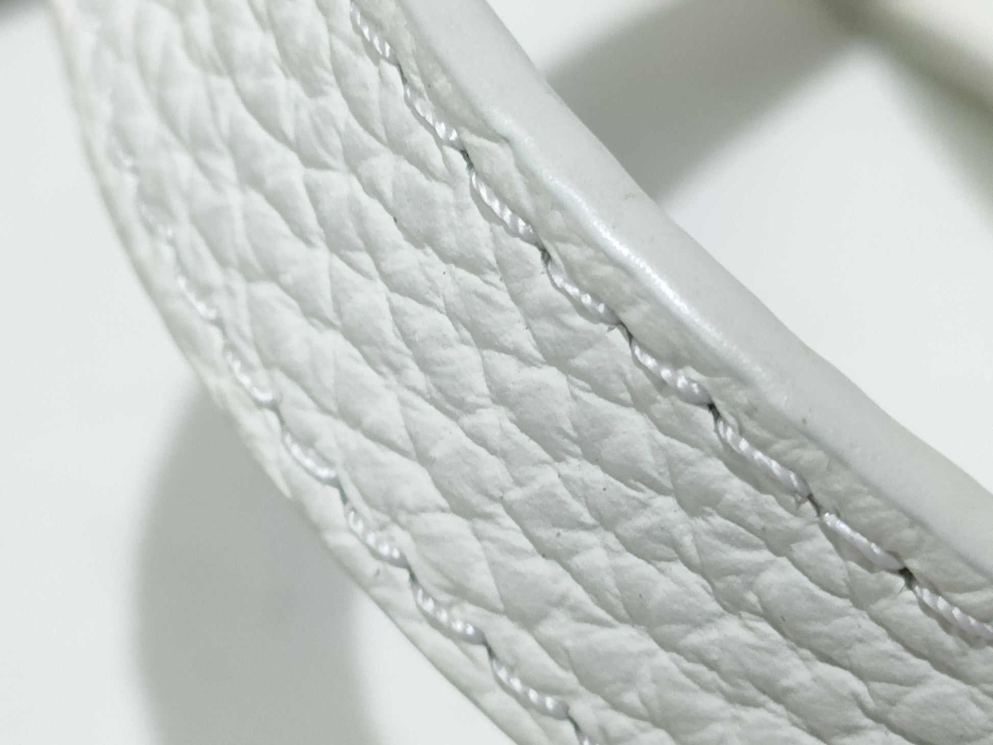 LOUIS VUITTON Monogram LV Shoulder Bag