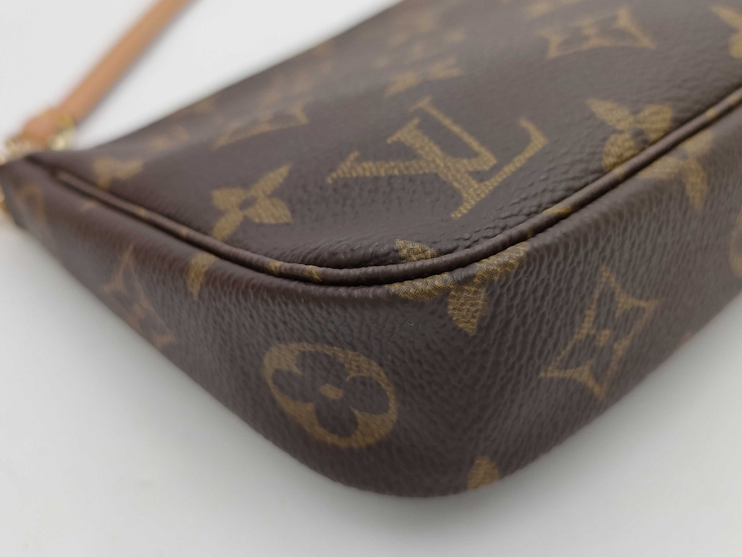 LOUIS VUITTON LV Monogram Pochette Accessoires M51980 BJ0062 Handbag