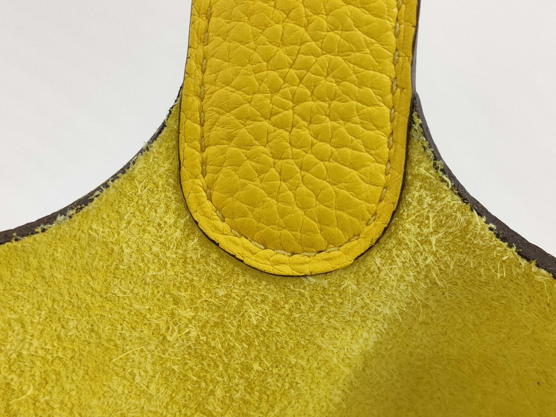 HERMES Picotin Lock MM Taurillon Yellow D Stamped Handbag