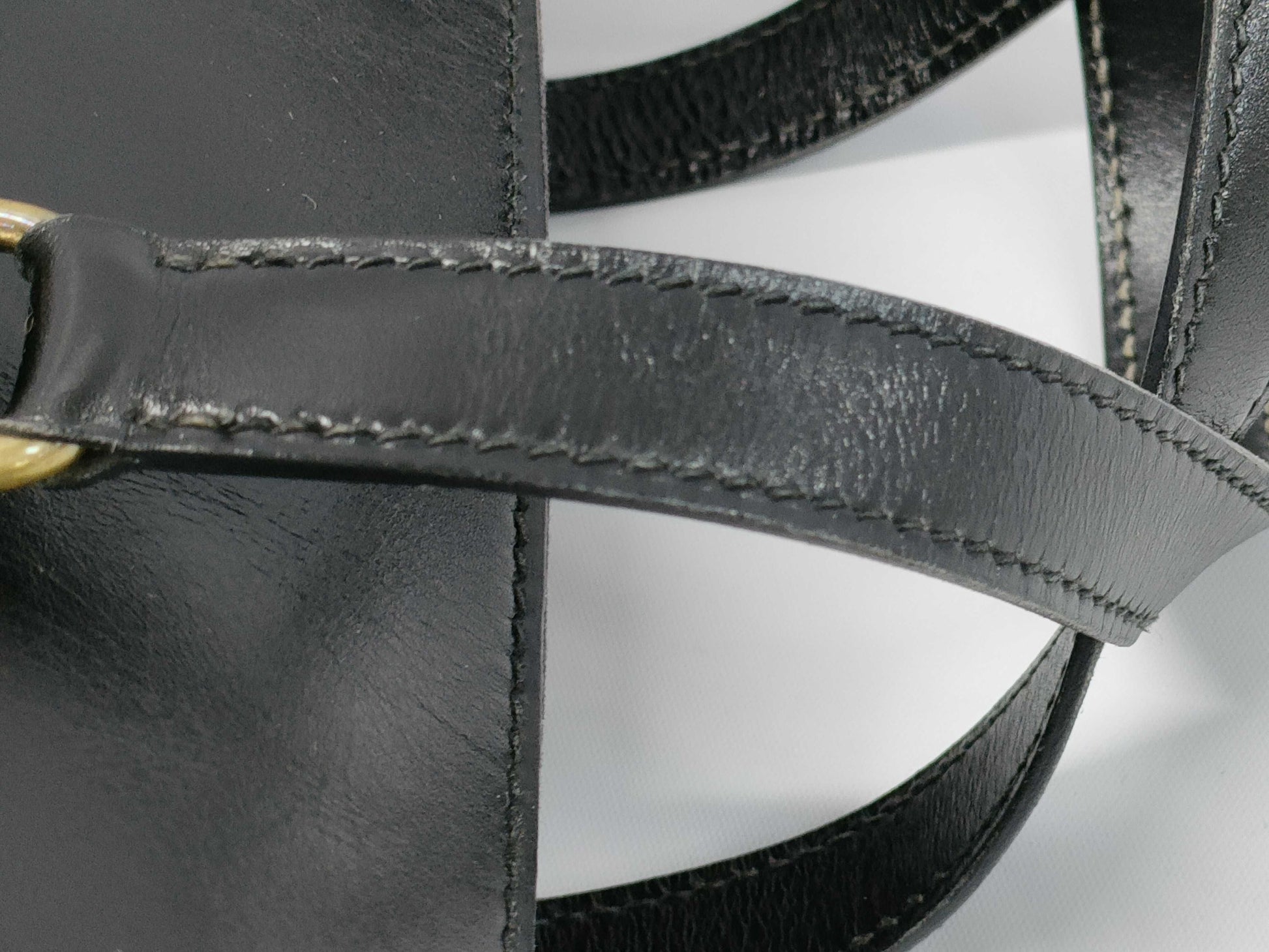 HERMES Small Rd Box Calf Handbag with 〇R Stamp