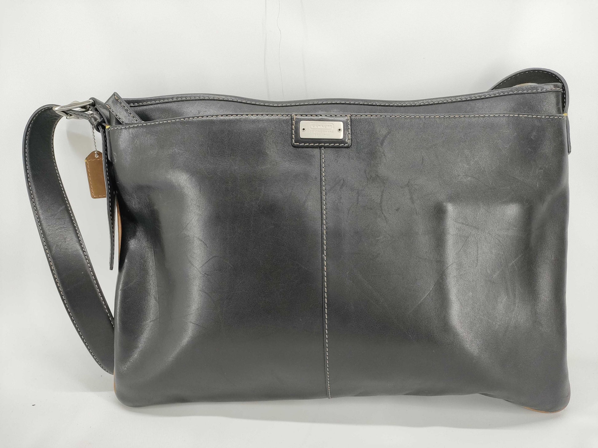 COACH All Leather Shoulder Bag 5742 Shoulder Bag