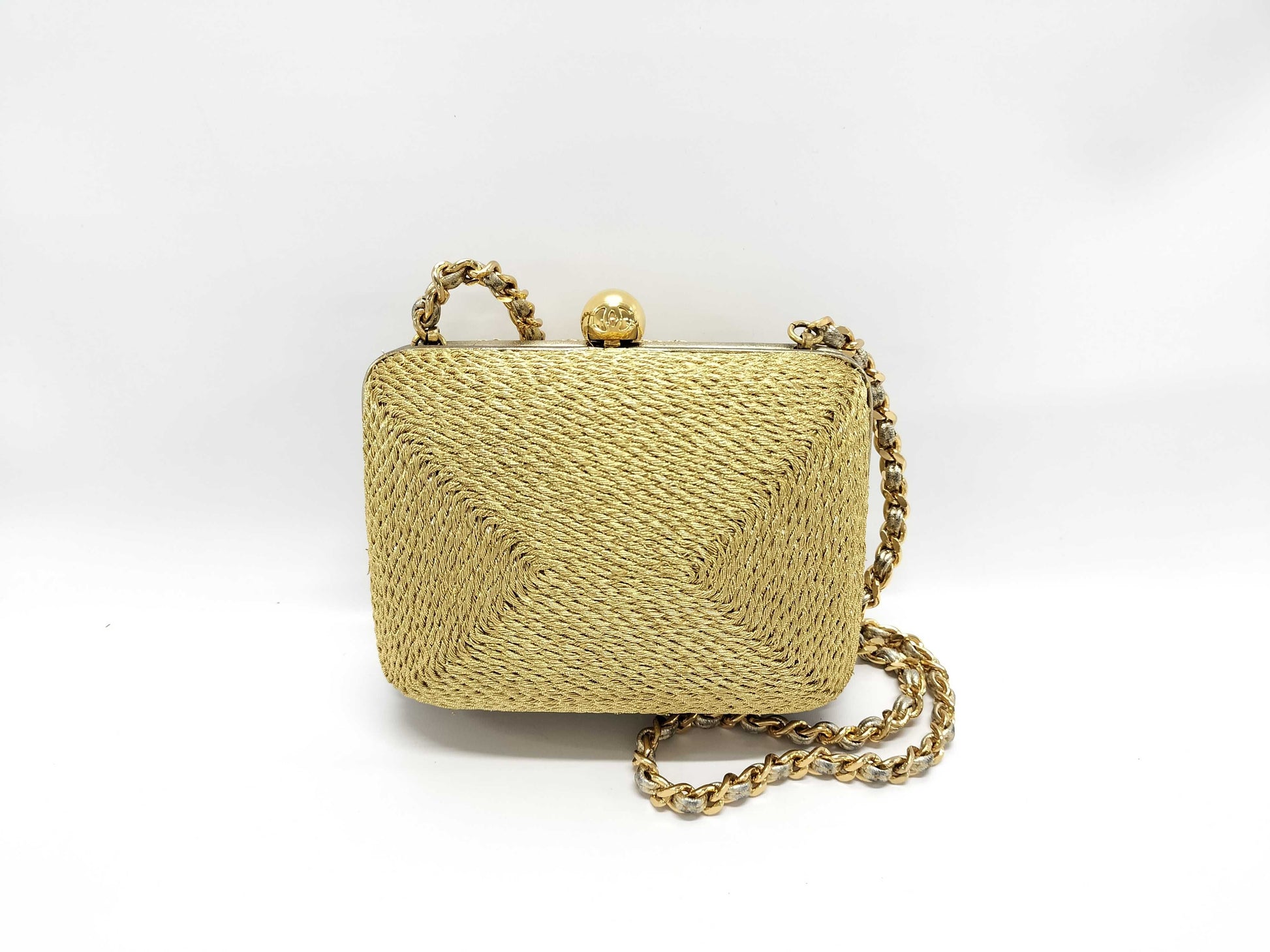CHANEL Mesh Chain Shoulder Bag in Gold