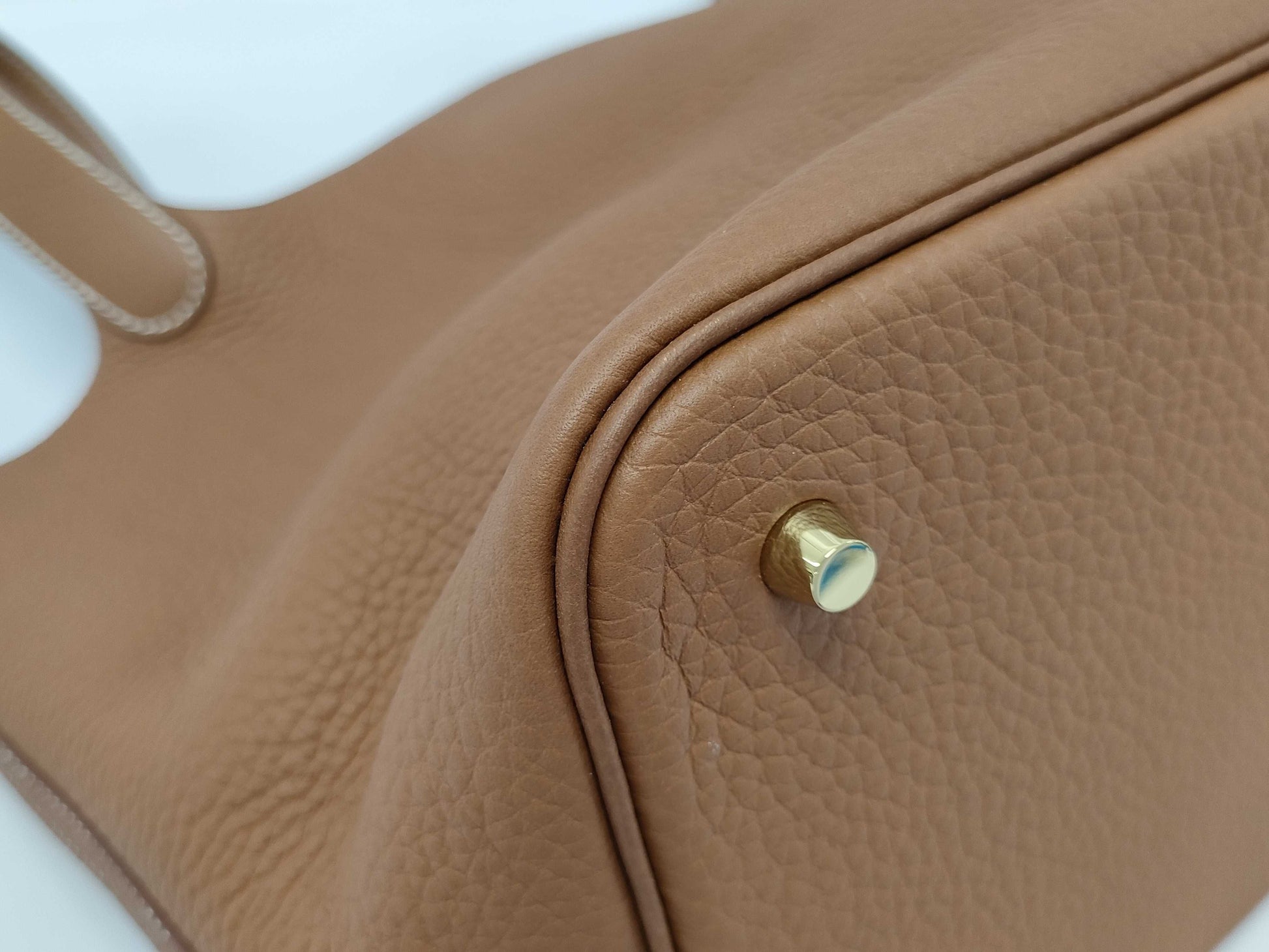 HERMES Picotin Lock MM Taurillon Clemence Gold Handbag