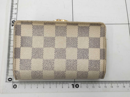LOUIS VUITTON wallet