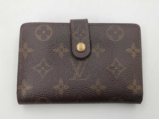 LOUIS VUITTON wallet