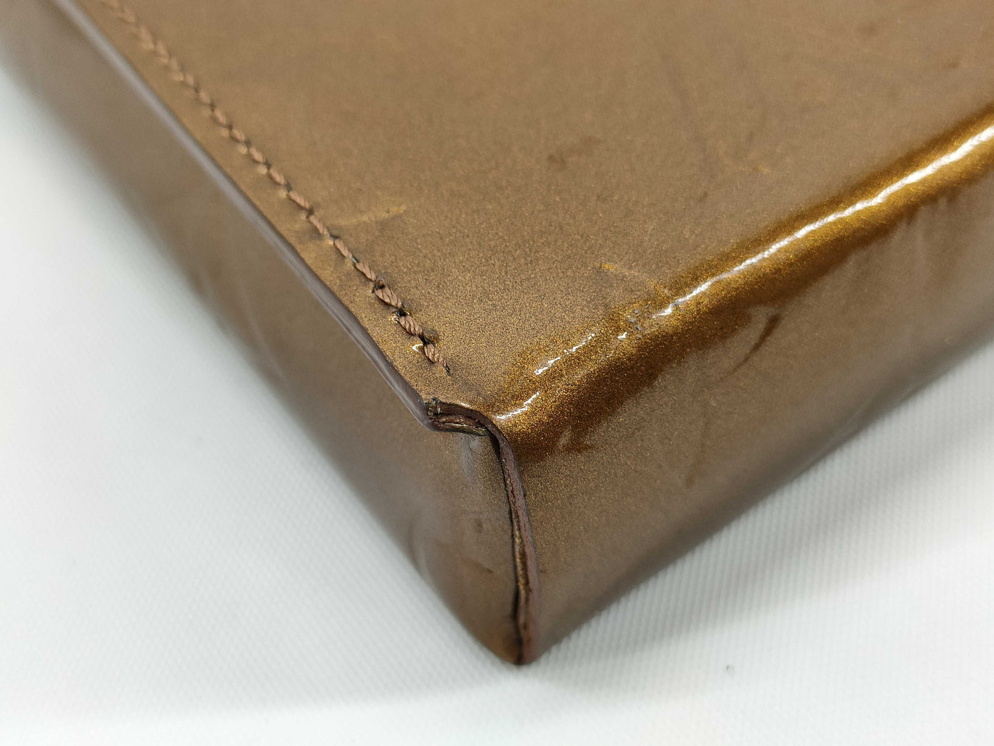 LOUIS VUITTON Vernis Louis Vuitton Pouch Walker Vernis Shoulder Bag