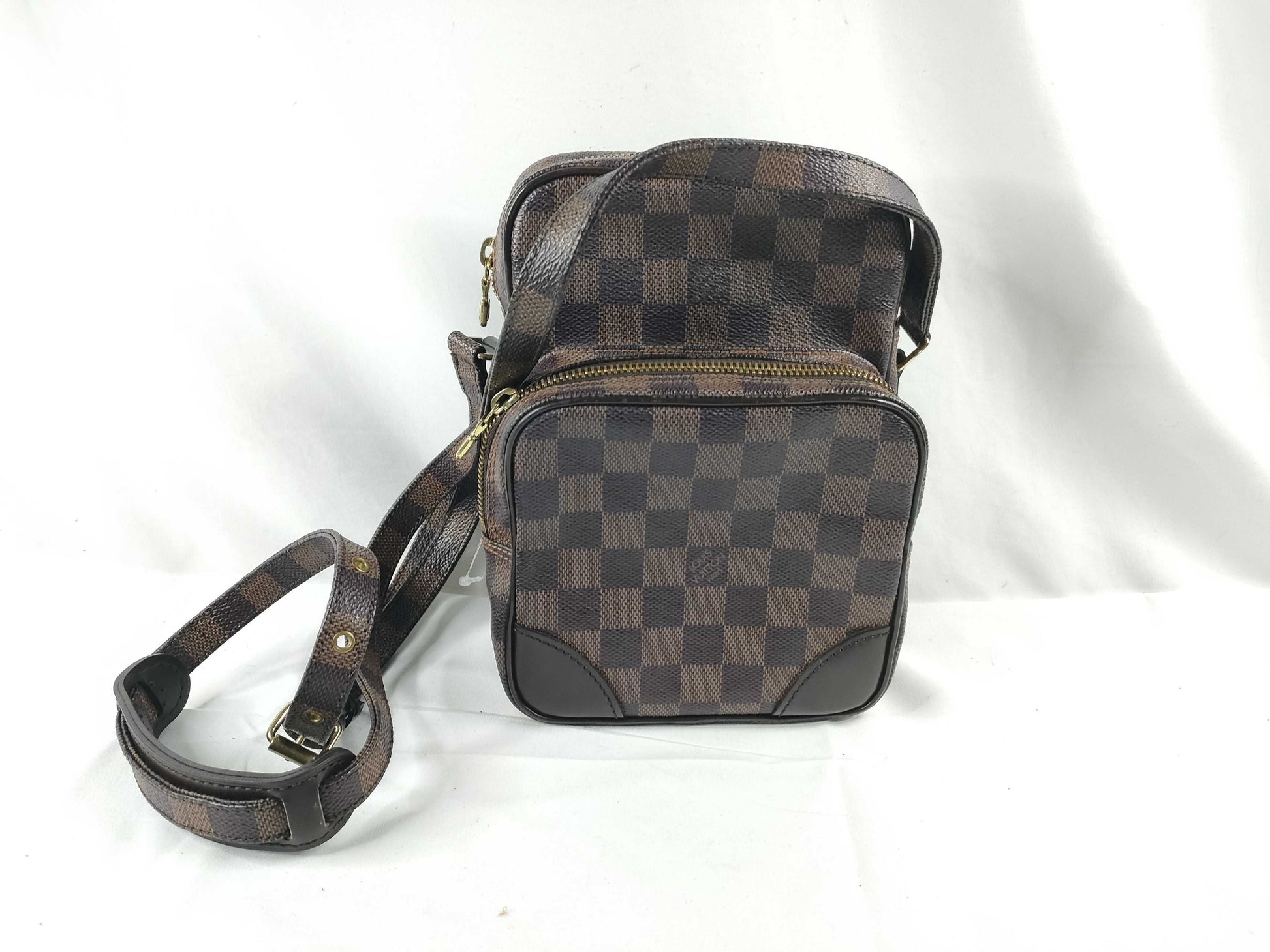 LOUIS VUITTON Damier LV Damier Amazon Shoulder Bag