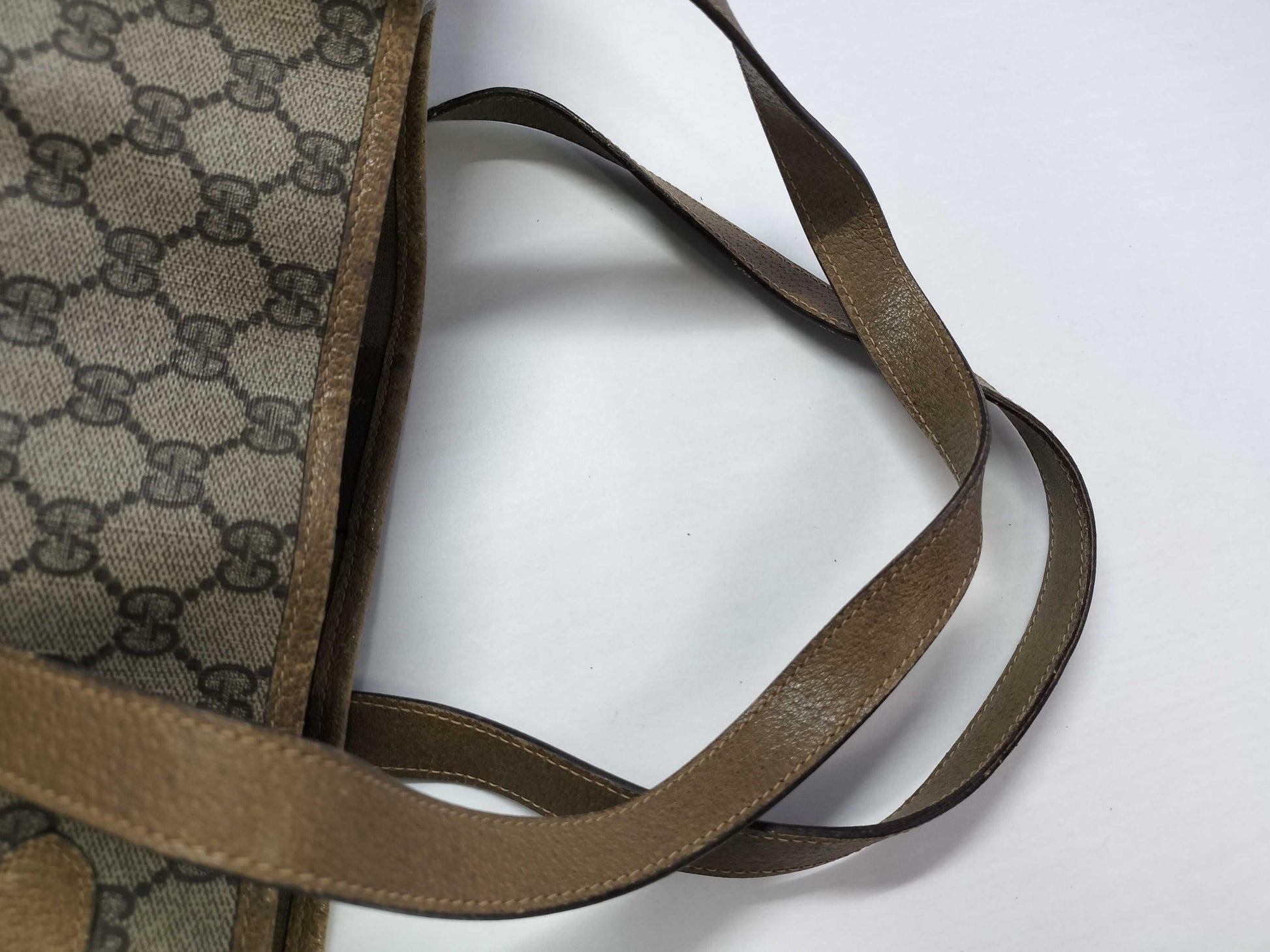 GUCCI GG Supreme Gucci Handbag Tote Bag