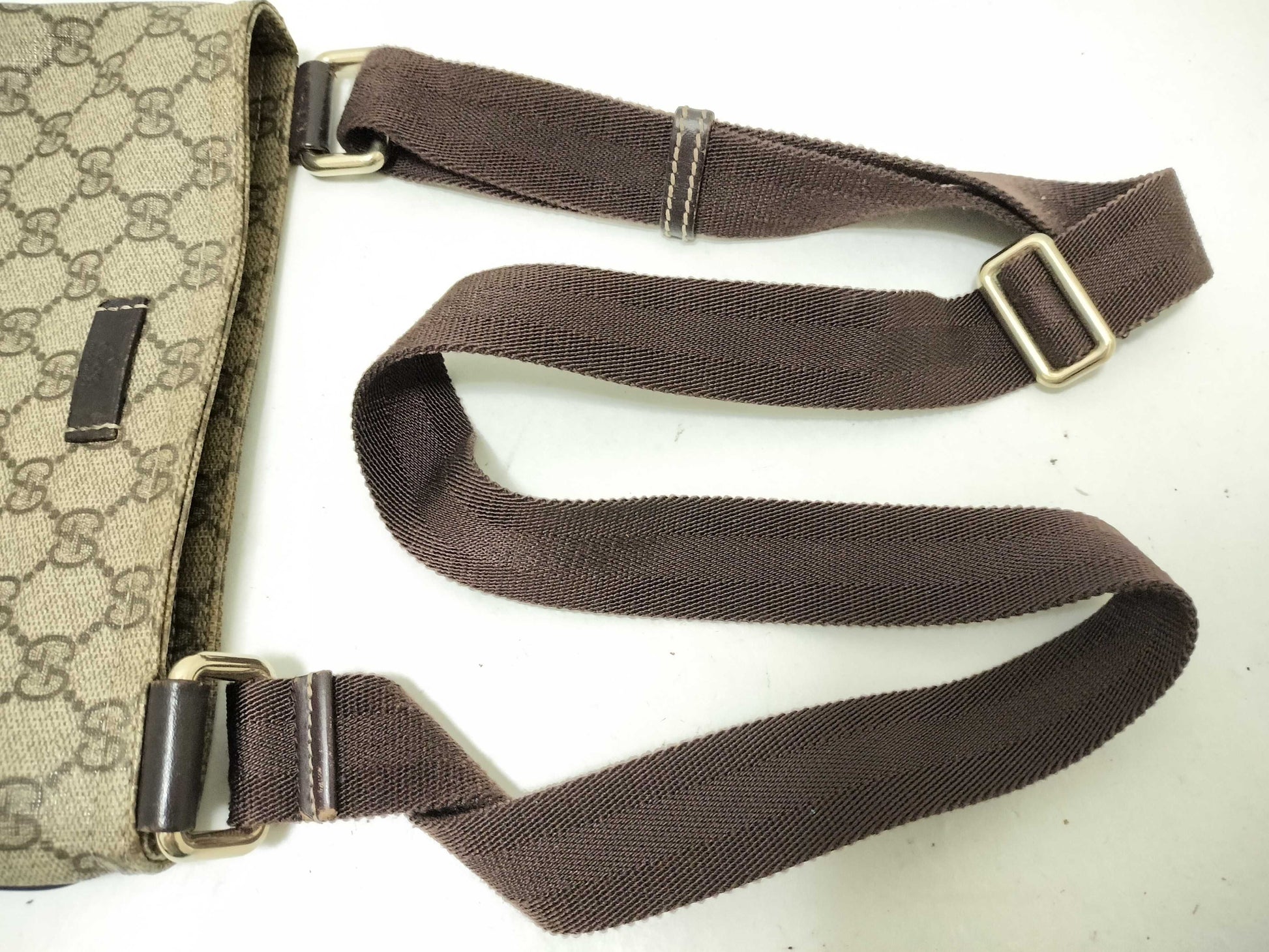 GUCCI GG Supreme Gucci Shoulder Bag